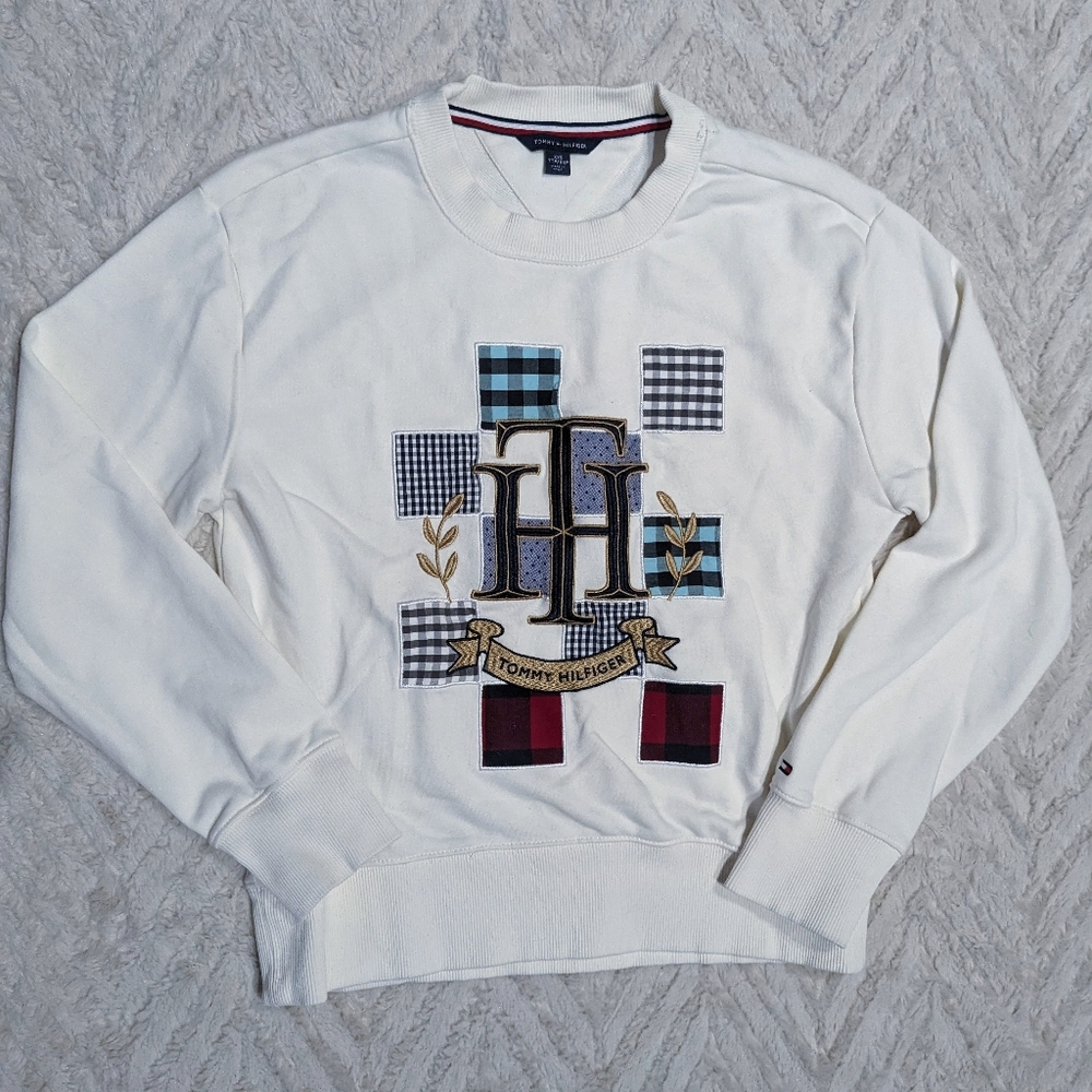 Logo Crew Neck Pullover Sweatshirt